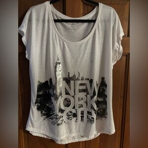 American Eagle New York City Graphic Tee Shirt Exclusive Rare Size Large